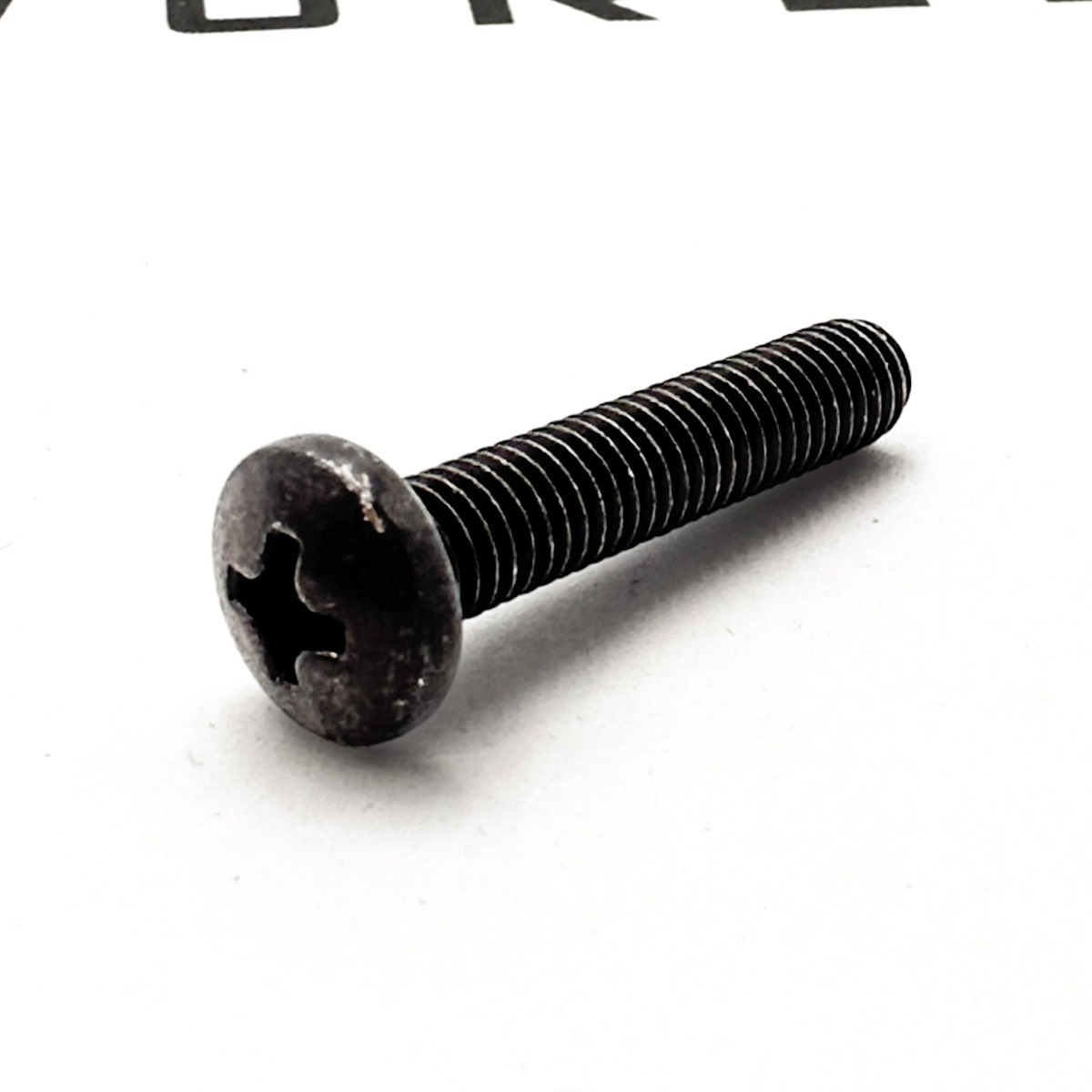 thumbnail image 2 of #8-32 X 2-1/2" Stainless Steel Phillips Pan Head Machine Screws - Qty 25 2 of 3